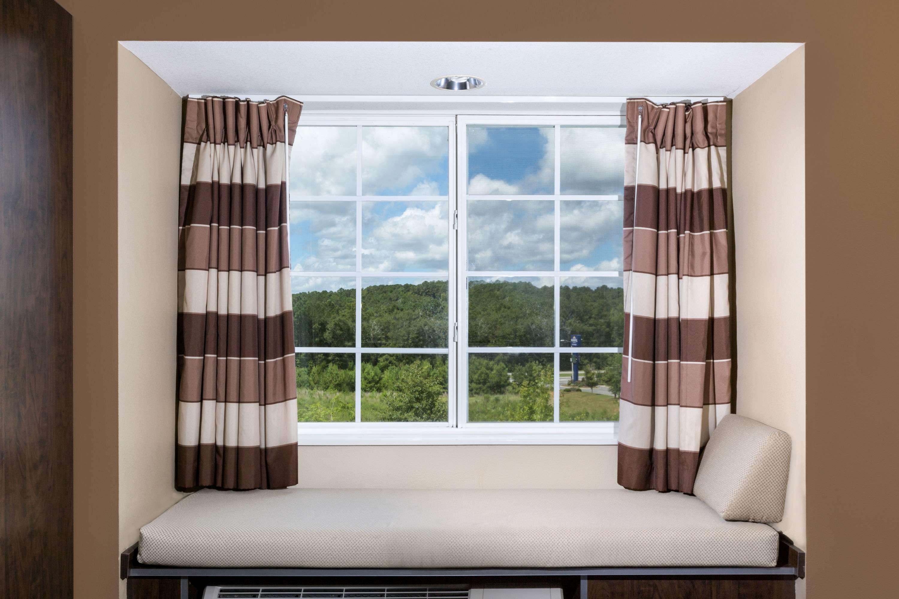 Microtel Inn & Suites By Wyndham Ozark Bagian luar foto